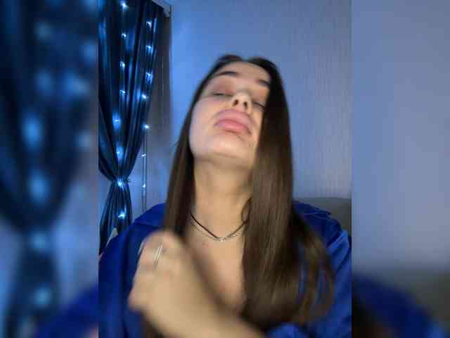 Sweetgirl31111 webcam