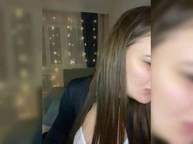 Sweetgirl31111 webcam