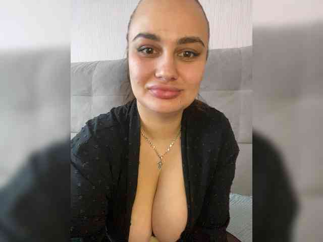 Sweetgirl31111 webcam