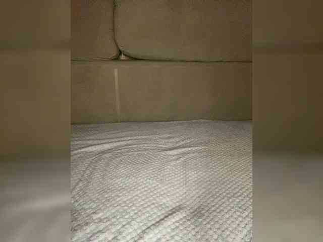 Sweetgirl31111 webcam