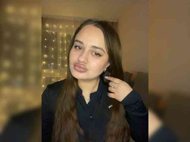 Sweetgirl31111 webcam