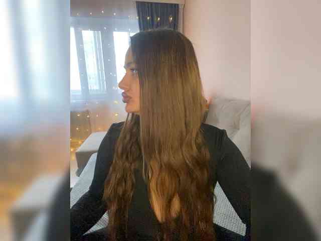 Sweetgirl31111 webcam