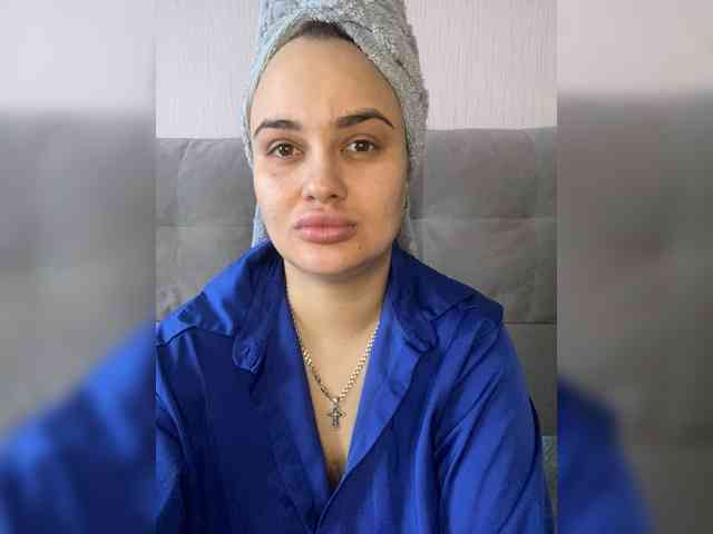 Sweetgirl31111 webcam