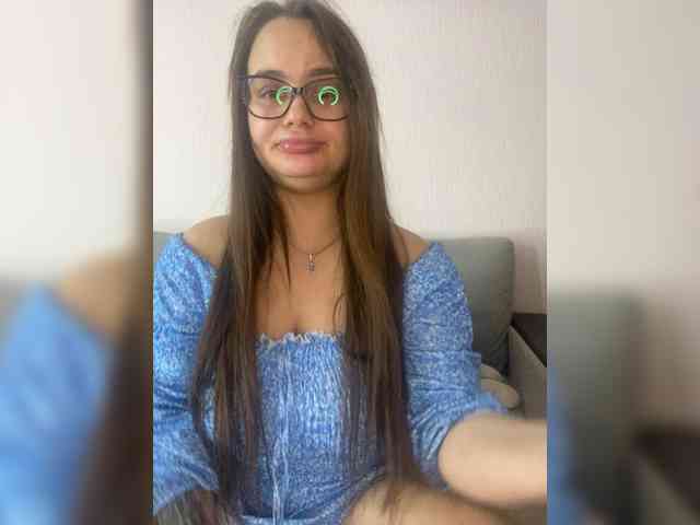 Sweetgirl31111 webcam