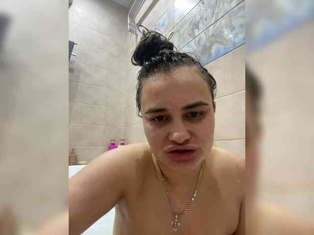 Sweetgirl31111 webcam