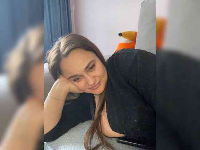 Sweetgirl31111 webcam