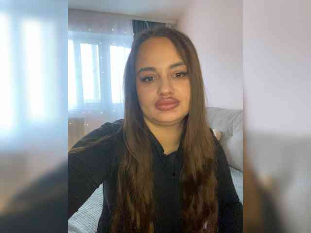 Sweetgirl31111 webcam