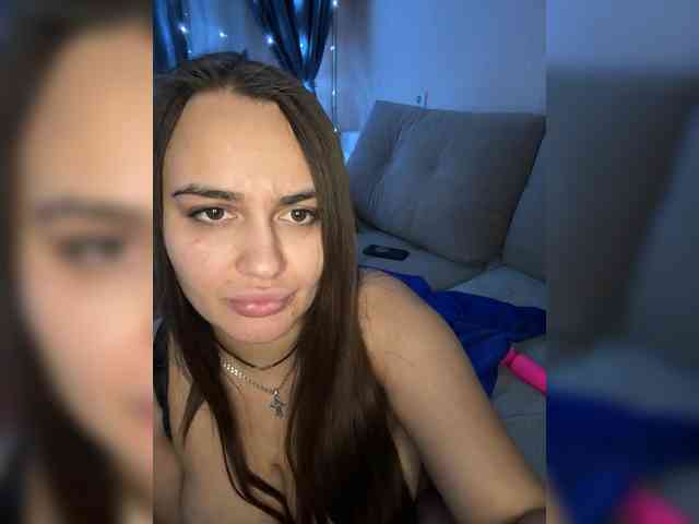 Sweetgirl31111 webcam