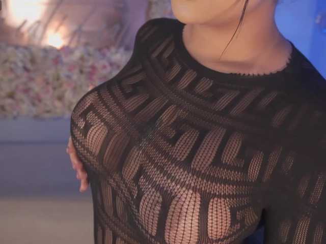 SaraWinstone1's BongaCams show and profile