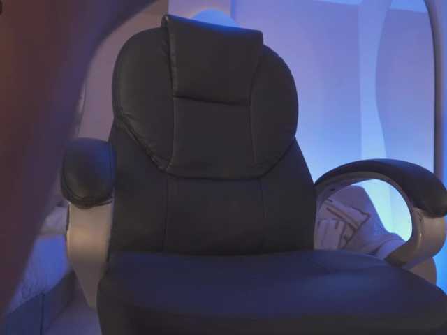 SaraWinstone1's BongaCams show and profile