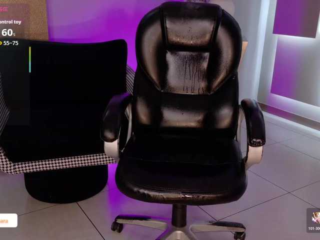 SaraWinstone1's BongaCams show and profile