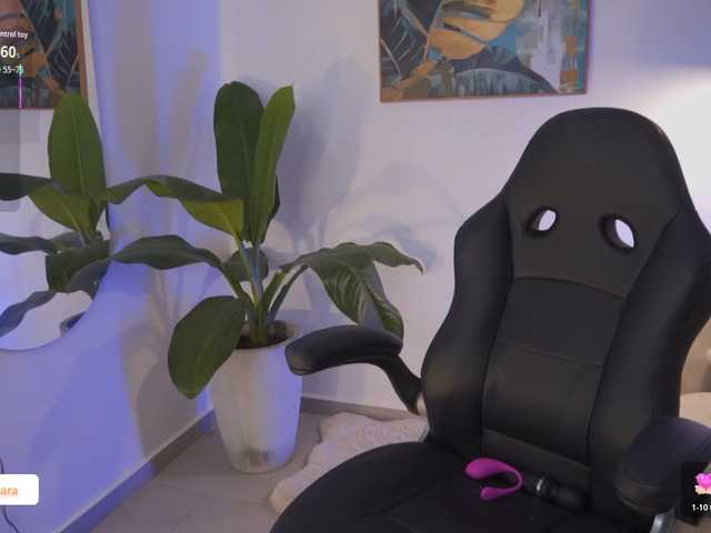 SaraWinstone1's BongaCams show and profile