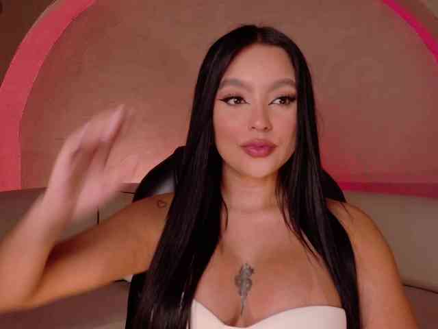 SaraWinstone1 webcam