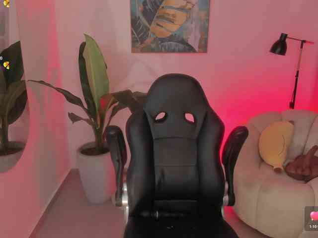 SaraWinstone1 webcam