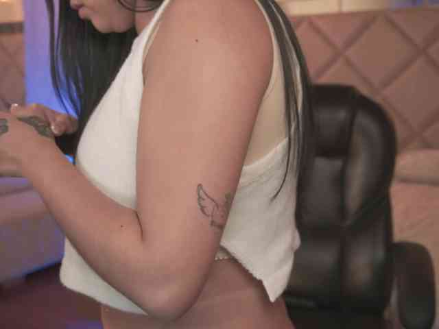 SaraWinstone1 webcam