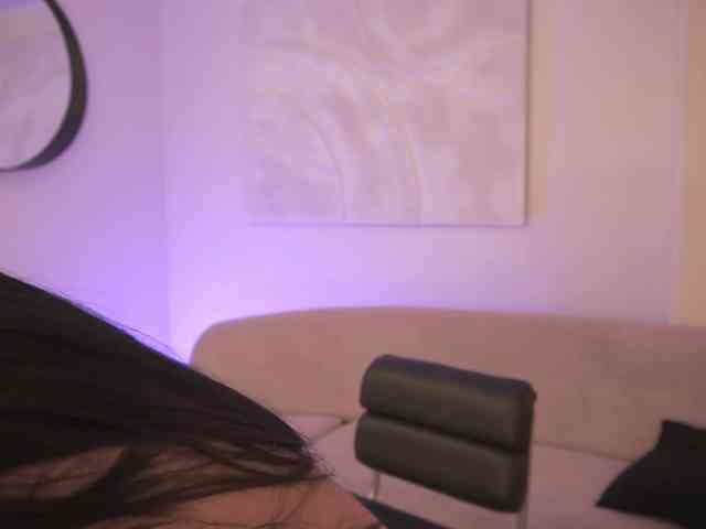 SaraWinstone1 webcam