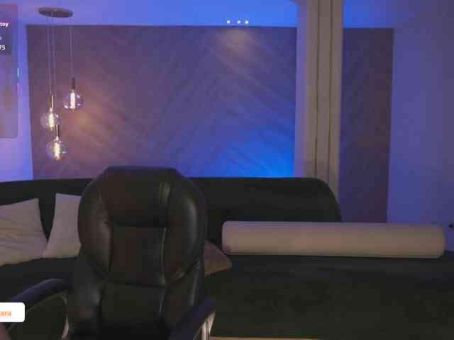 SaraWinstone1 webcam