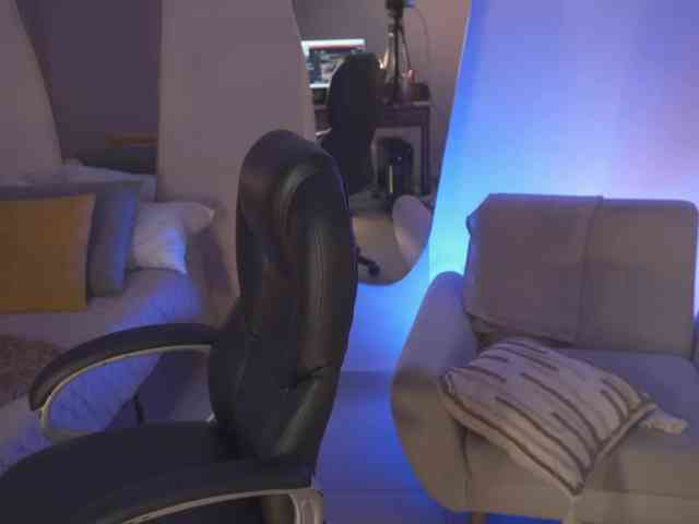 SaraWinstone1 webcam