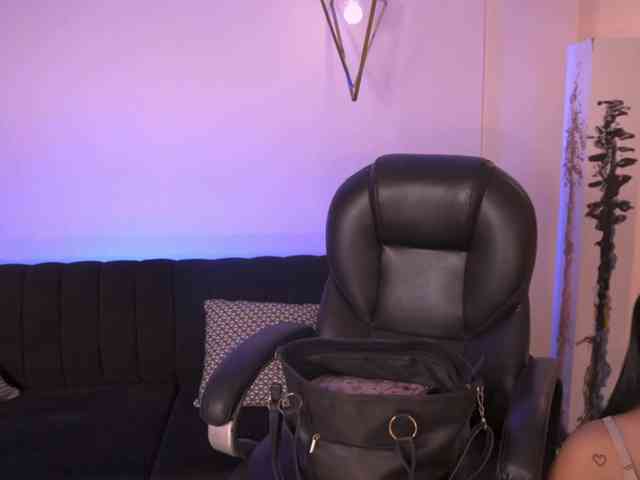 SaraWinstone1 webcam