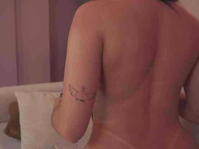 SaraWinstone1 webcam