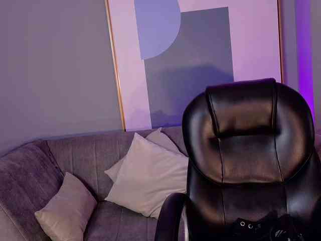 SaraWinstone1 webcam