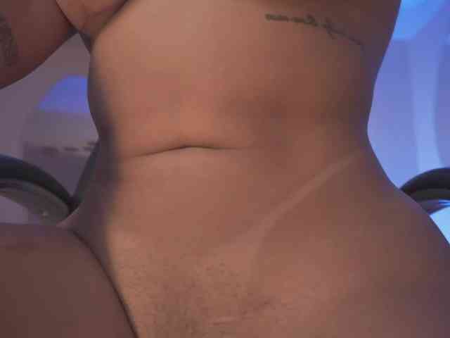 SaraWinstone1 webcam