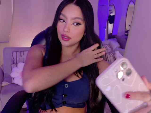 SaraWinstone1 webcam