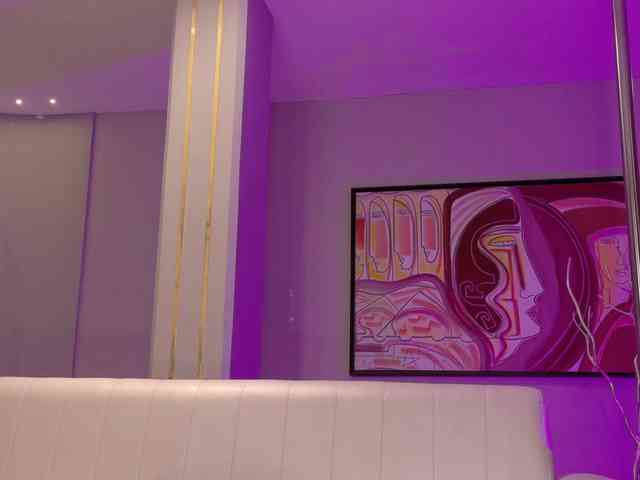 SaraWinstone1 webcam