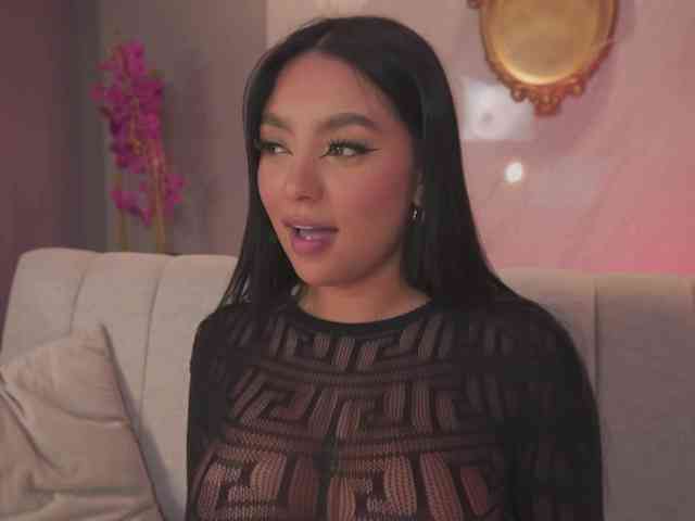 SaraWinstone1 webcam