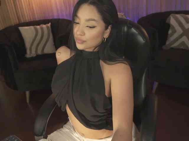 SaraWinstone1 webcam