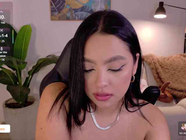 SaraWinstone1 webcam