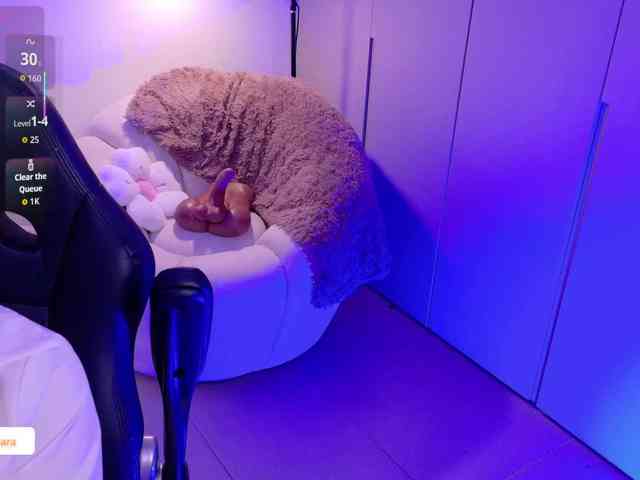 SaraWinstone1 webcam