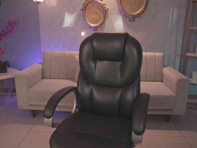 SaraWinstone1 webcam