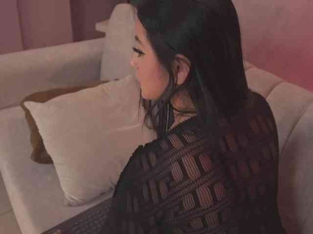 SaraWinstone1 webcam