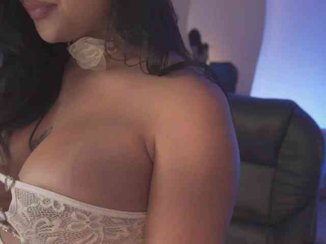 SaraWinstone1 webcam