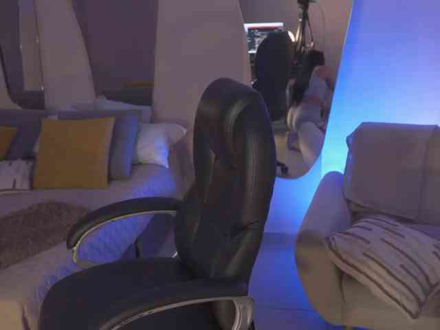 SaraWinstone1 webcam