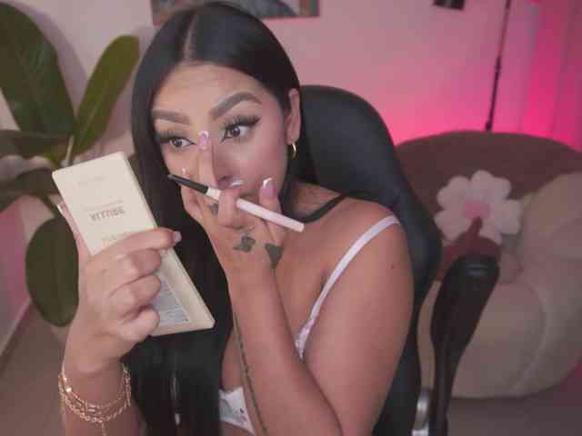 SaraWinstone1 webcam