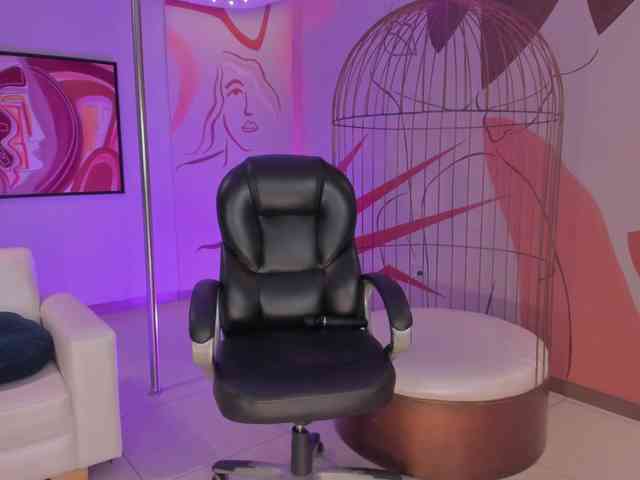 SaraWinstone1 webcam