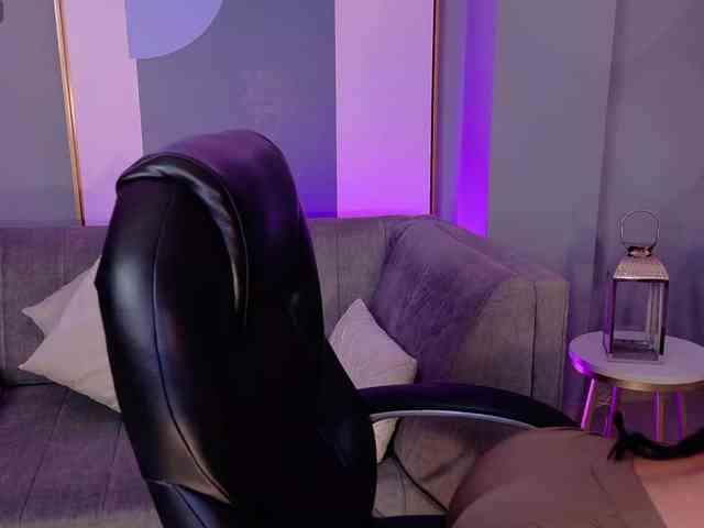 SaraWinstone1 webcam