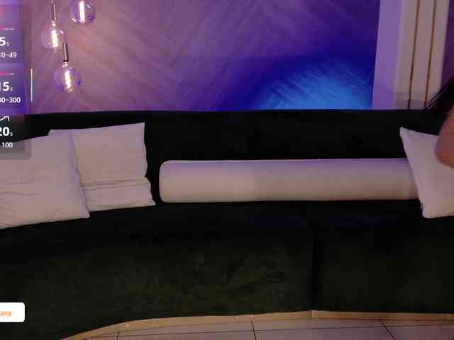 SaraWinstone1 webcam