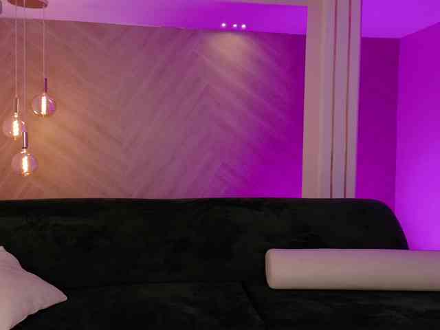 SaraWinstone1 webcam