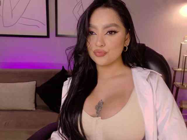 SaraWinstone1 webcam