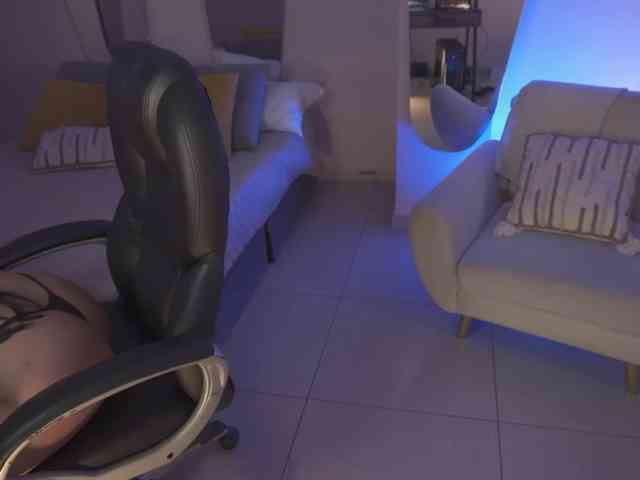 SaraWinstone1 webcam