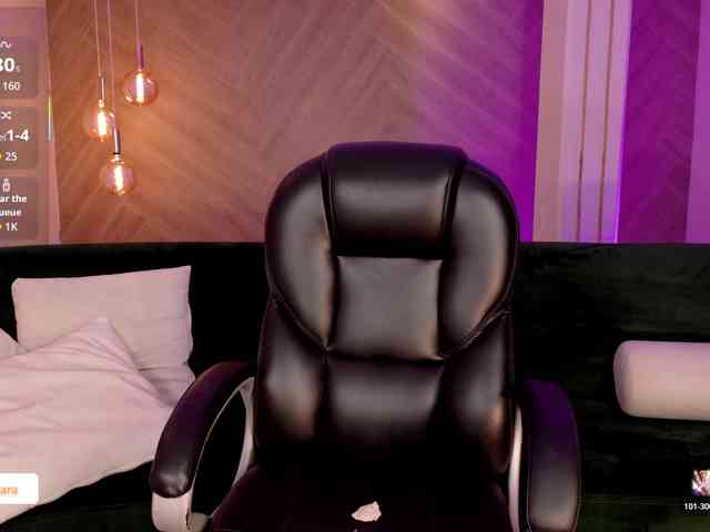 SaraWinstone1 webcam