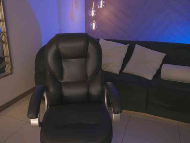 SaraWinstone1 webcam