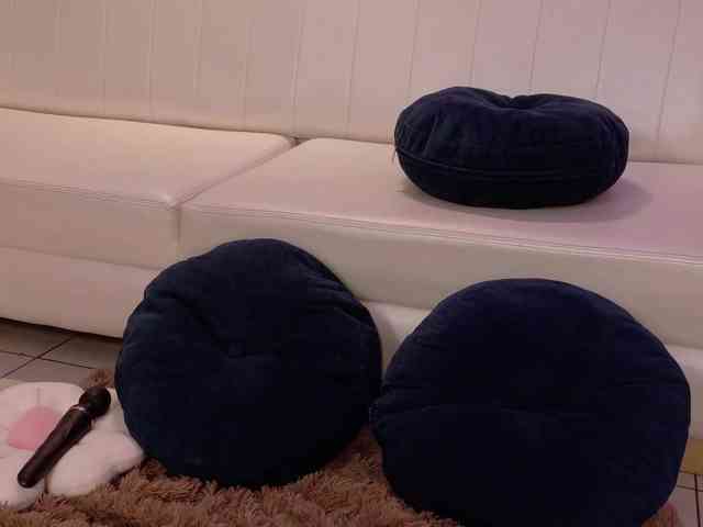 SaraWinstone1 webcam