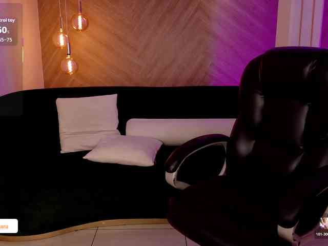 SaraWinstone1 webcam