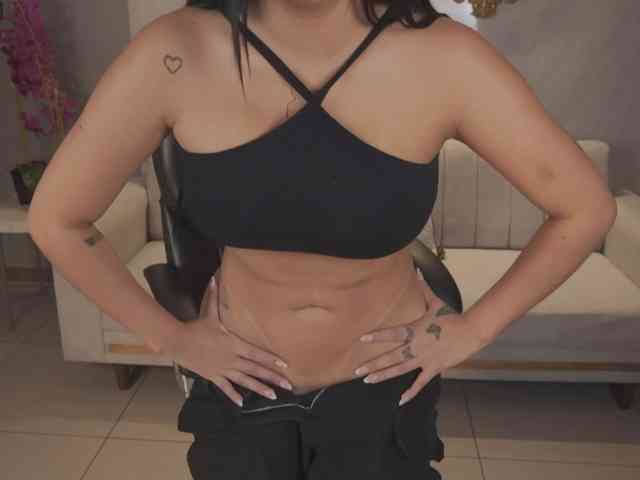 SaraWinstone1 webcam