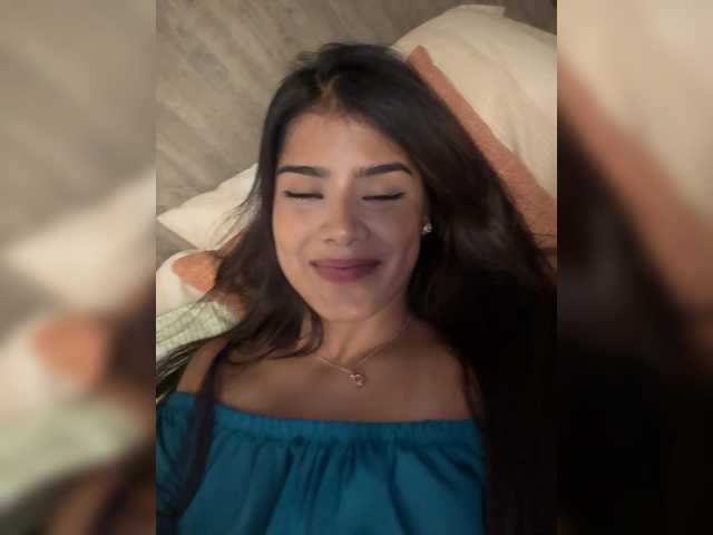 IsaBella-1's BongaCams show and profile