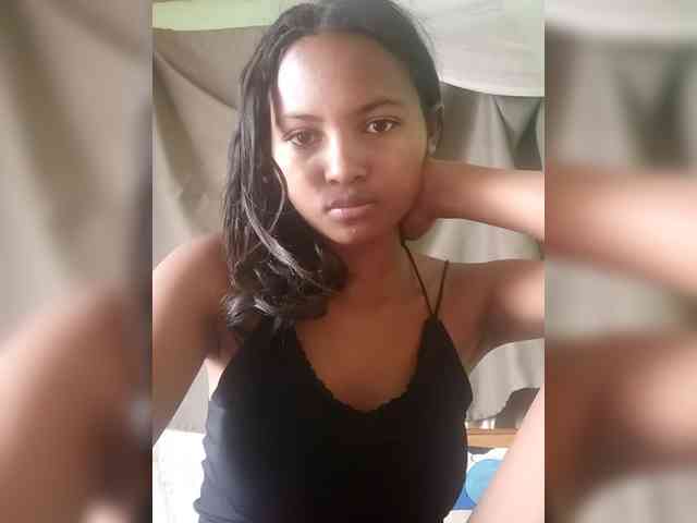 Murielle-1 webcam